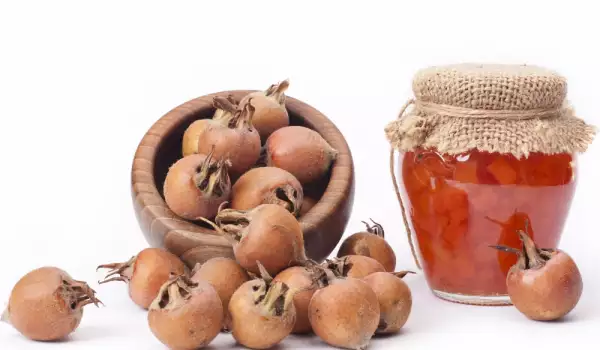 Ползи от мушмула